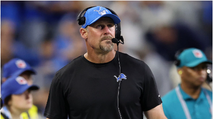 Detroit Lions Defensive Standout Leaves the Field on a Stretcher After Sustaining a Gruesome Leg Injury Against the Cowboys.