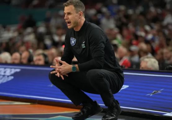 Jon Scheyer Gets Emotional After Final Game with His Team: ‘I’m Heartbroken’