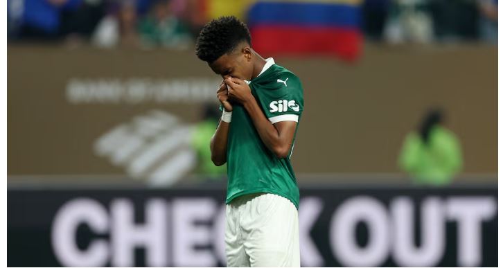 Estêvão Bids Emotional Farewell to Palmeiras After Chelsea Loss